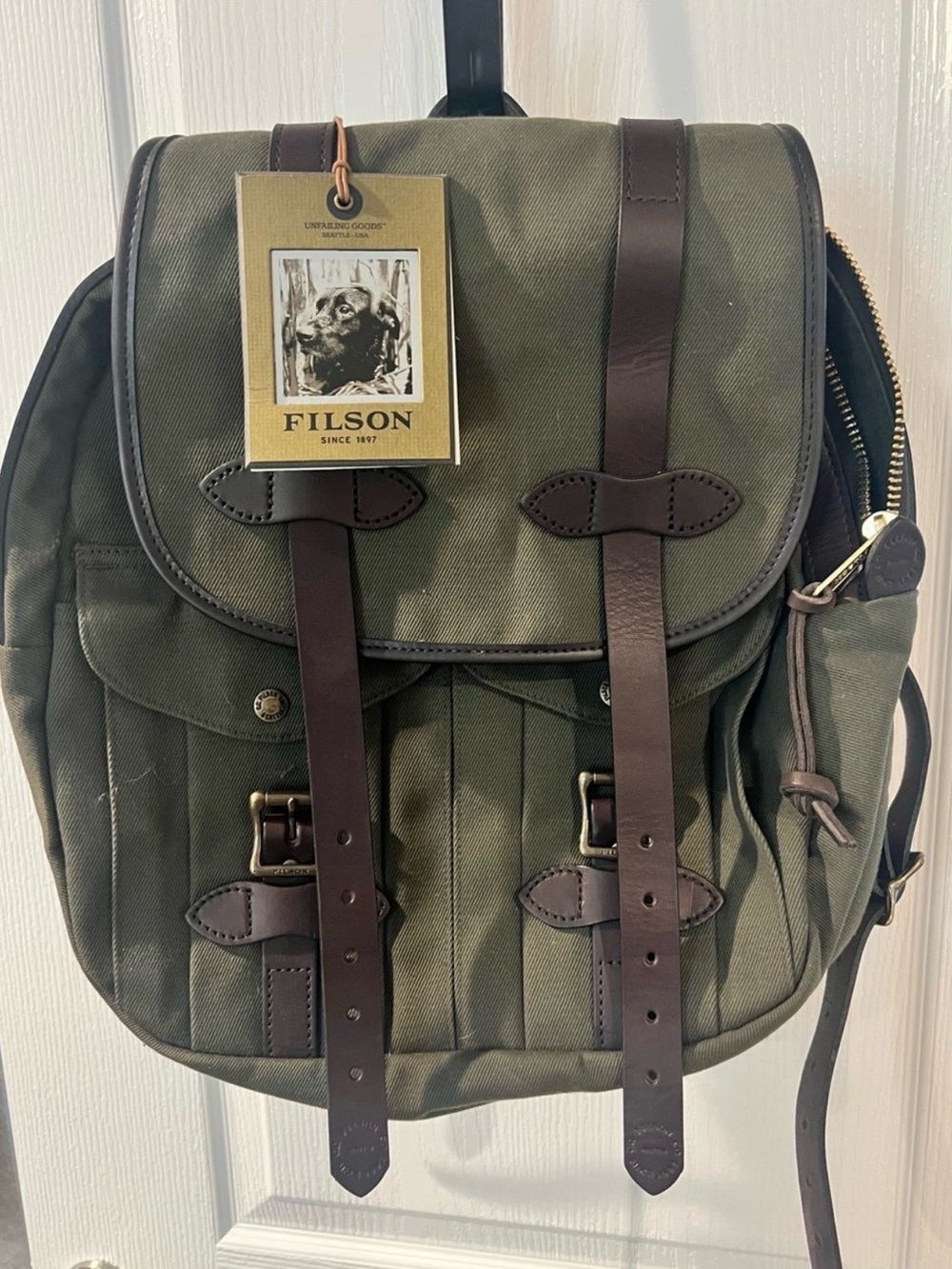 Classic Filson Large Rugged Twill Rucksack